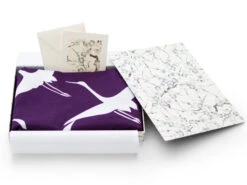 Geschenkset Chiyogami Mit Furoshiki Kuren M, Lila -Einrichtungsgeschäft geschenkset chiyogami mit furoshiki kuren m lila 1