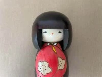 Kokeshi: Holzpuppe Kojitsu Kokeshi: Holzpuppe Kojitsu -Einrichtungsgeschäft kokeshi holzpuppe kojitsu4