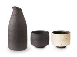 Sake Set Do, Karaffe, Zwei Becher 11 Sake Set Do, Karaffe, Zwei Becher -Einrichtungsgeschäft sake set do karaffe zwei becher 1