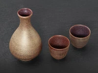 Sake Set Gold, 1 Karaffe, 4 Becher Sake Set Gold, 1 Karaffe, 4 Becher -Einrichtungsgeschäft sake set gold 1 karaffe 4 becher6