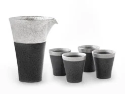 Sake Set Suzune S, 1 Karaffe, 4 Becher S -Einrichtungsgeschäft sake set suzune s 1 karaffe 4 becher s 1